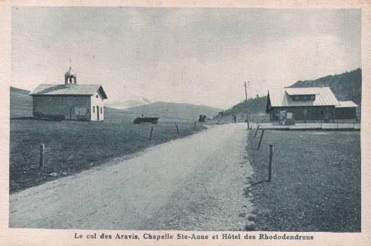 aravis-old-card--Chapells Ste-Anne et Hotel des Rhododendrons.