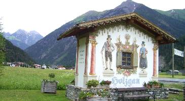 Holzgauホルツガウ村の案内壁絵