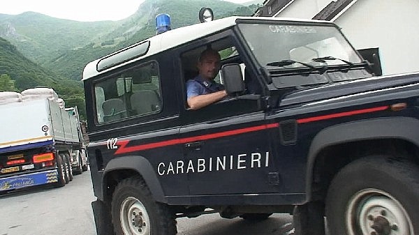 イタリアの警官に止められる