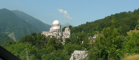 Santuario di Re:Madonna della Sangue