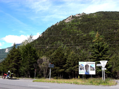 Tournoux la Forteresse