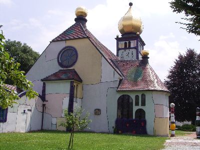 Hundertwasserの教会
